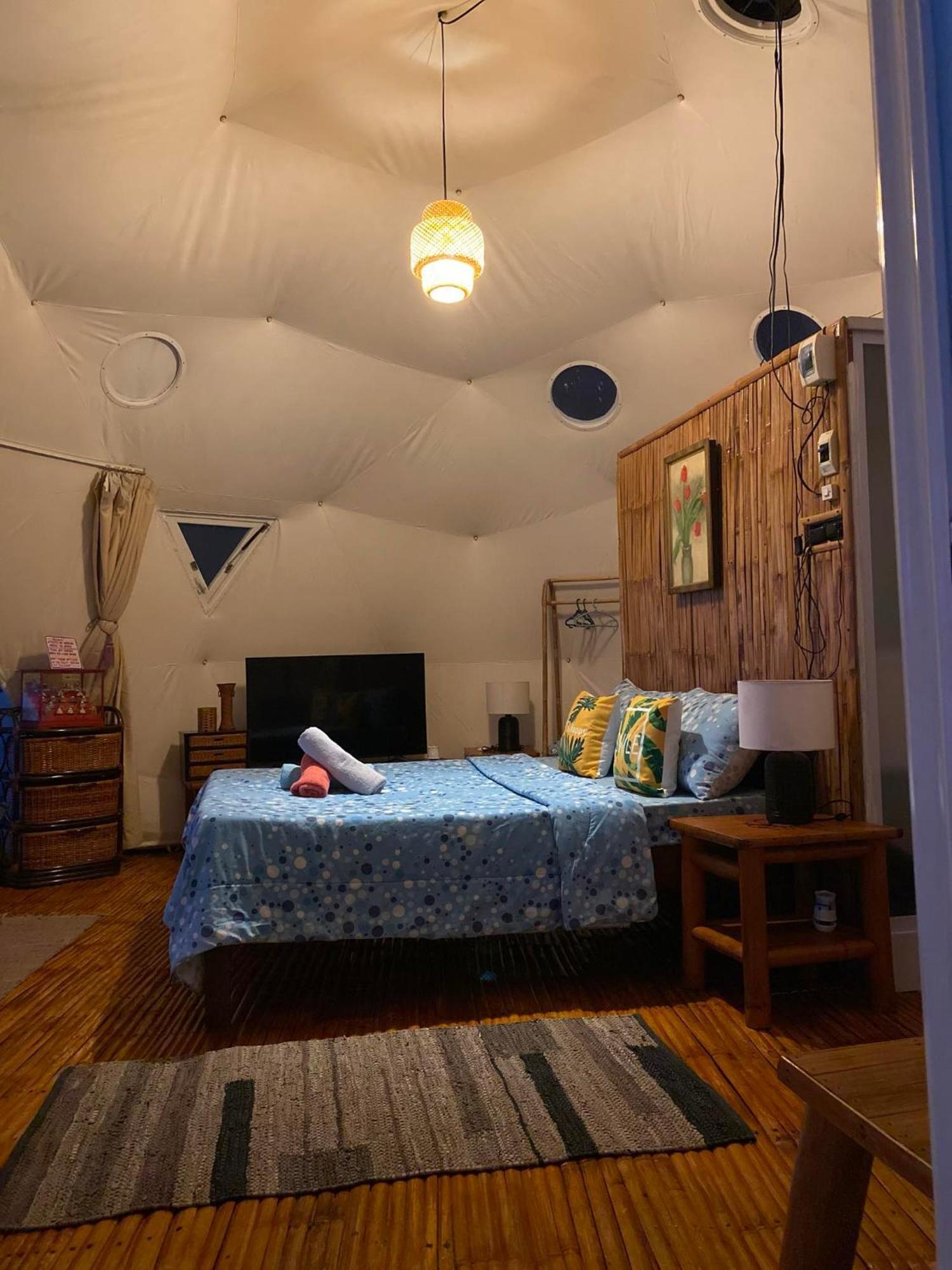 Glamping Dome Dauin Beach Resort Eksteriør bilde