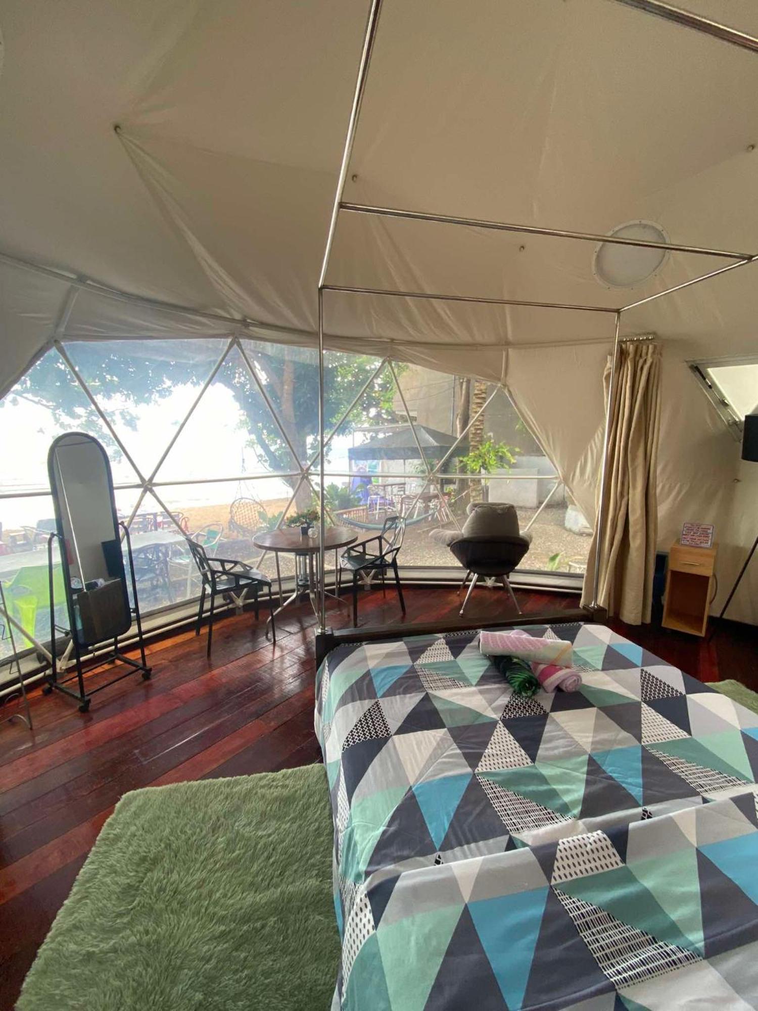 Glamping Dome Dauin Beach Resort Eksteriør bilde